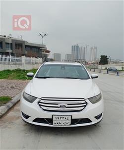Ford Taurus